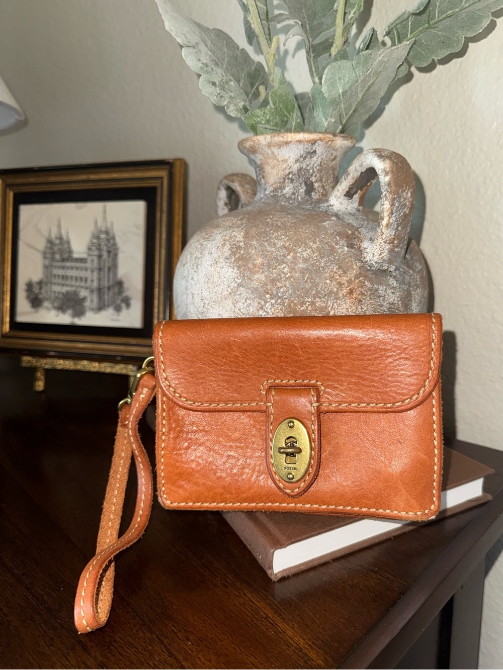 Fossil wristlet